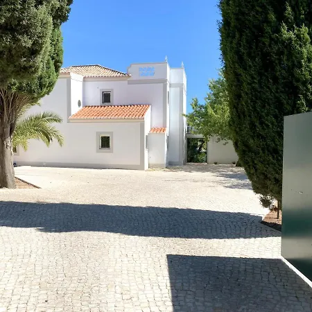 Casa Madeira - Moradia Espacosa Com Piscina, Um Paraiso As Familias