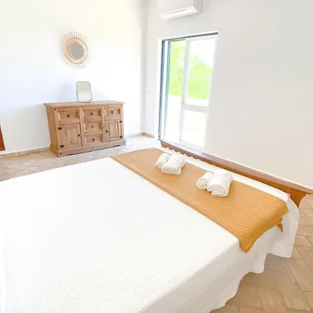 Villa Casa Madeira - Moradia Espacosa Com Piscina, Um Paraiso As Familias