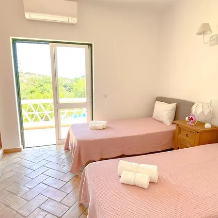 Villa Casa Madeira - Moradia Espacosa Com Piscina, Um Paraiso As Familias